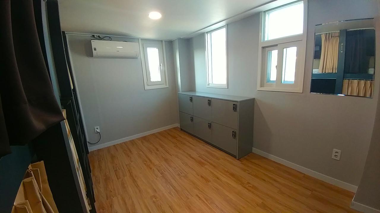Socuri Home Guesthouse Сеул Экстерьер фото